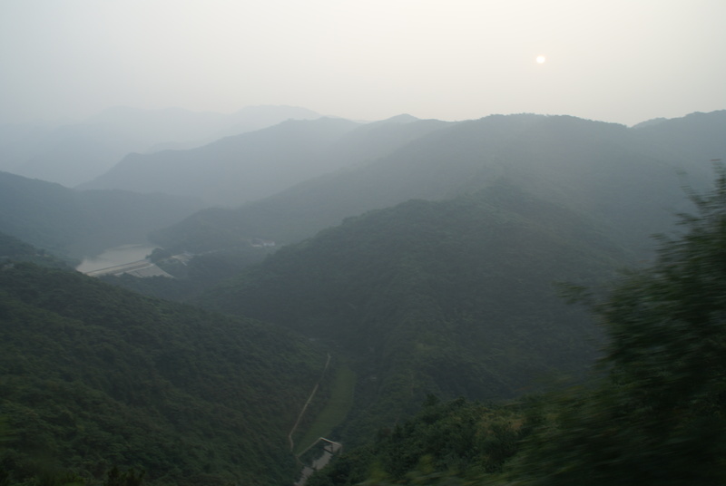 Image: /media/?path=/trips/2007-08-13 China/2007-08-19_Xi'an-Wudang/20070819-183130-0-Jon.jpg